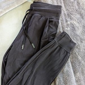 Lululemon Ready to Rulu Joggers